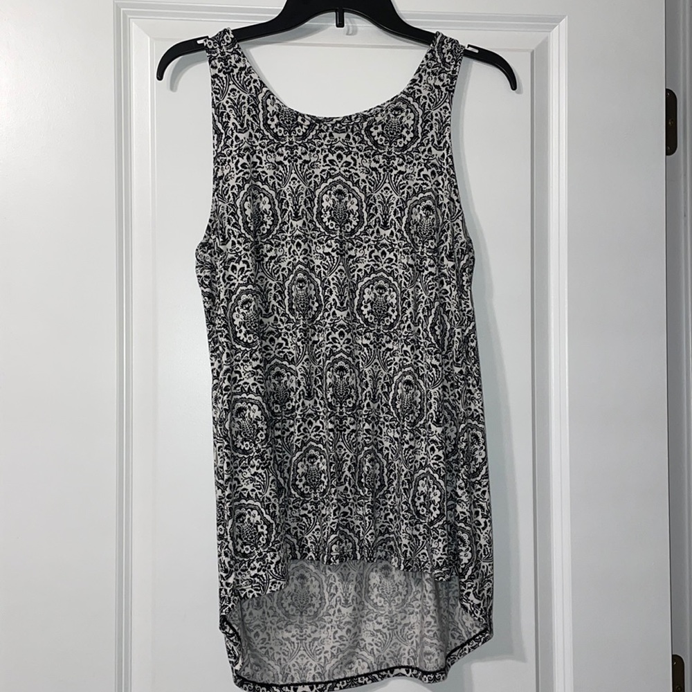 ‼️ Bundle 3/$20 ~ Sleeveless Blouse